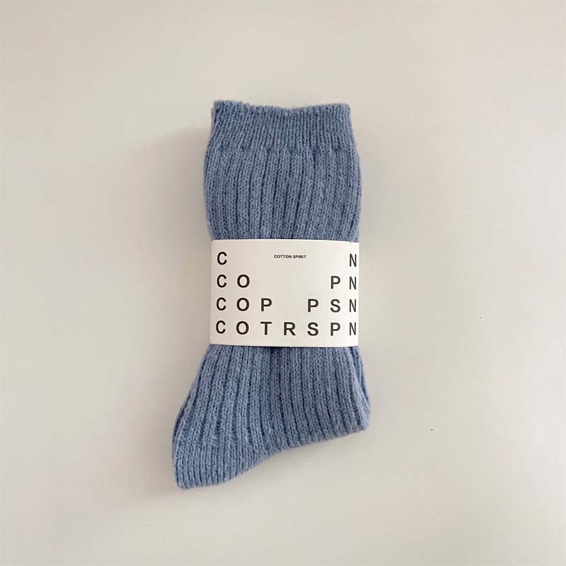 🌟 Köp 1, få 2 gratis🧦 Mjuka ullstrumpor, ett mysigt och varmt måste