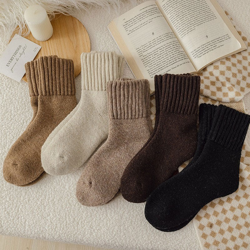 🌟Köp 1 få 4 gratis🧦 Värmande Ullstrumpor i Mellanhöjd