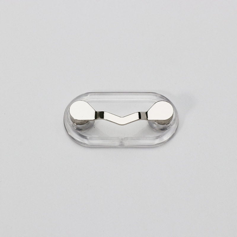 🧲 Den ultimata magnetiska glasögonhållaren: halkfri, säker klämma och skydd mot kläder! 👓