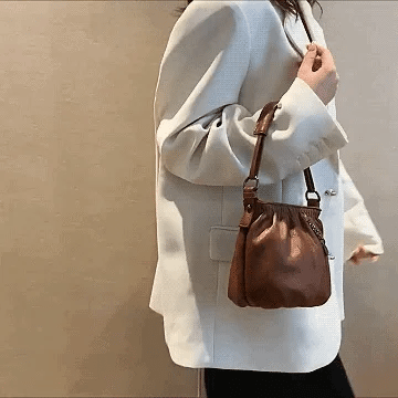 ⏳Tidsbegränsat erbjudande⏰ Plisserad läderväska – Mjukt material, justerbar axelrem och chic casual stil ✨