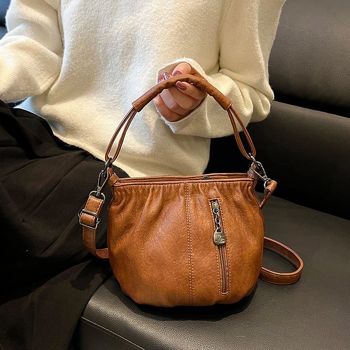 ⏳Tidsbegränsat erbjudande⏰ Plisserad läderväska – Mjukt material, justerbar axelrem och chic casual stil ✨
