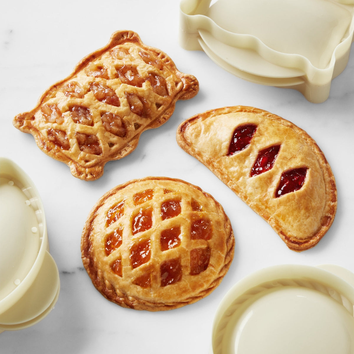 🥧 Formset för små julpajer: 360°-krusad form för festliga bakverk! 🎄